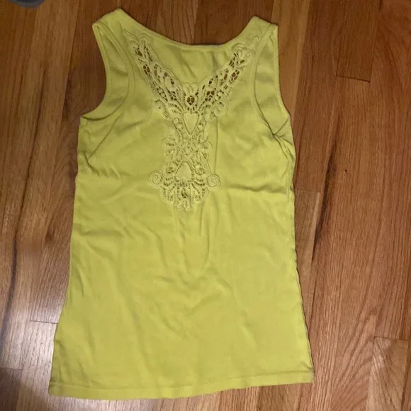 Tank - Picture 2 of 4